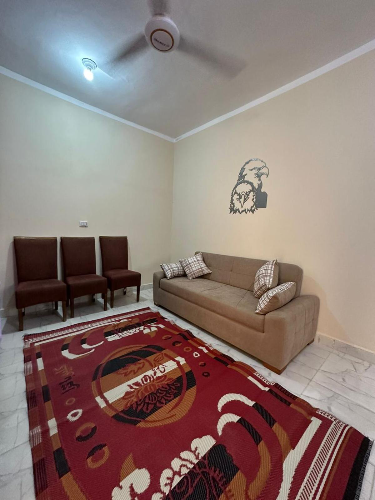 Skylen Hostel Hurghada Rom bilde
